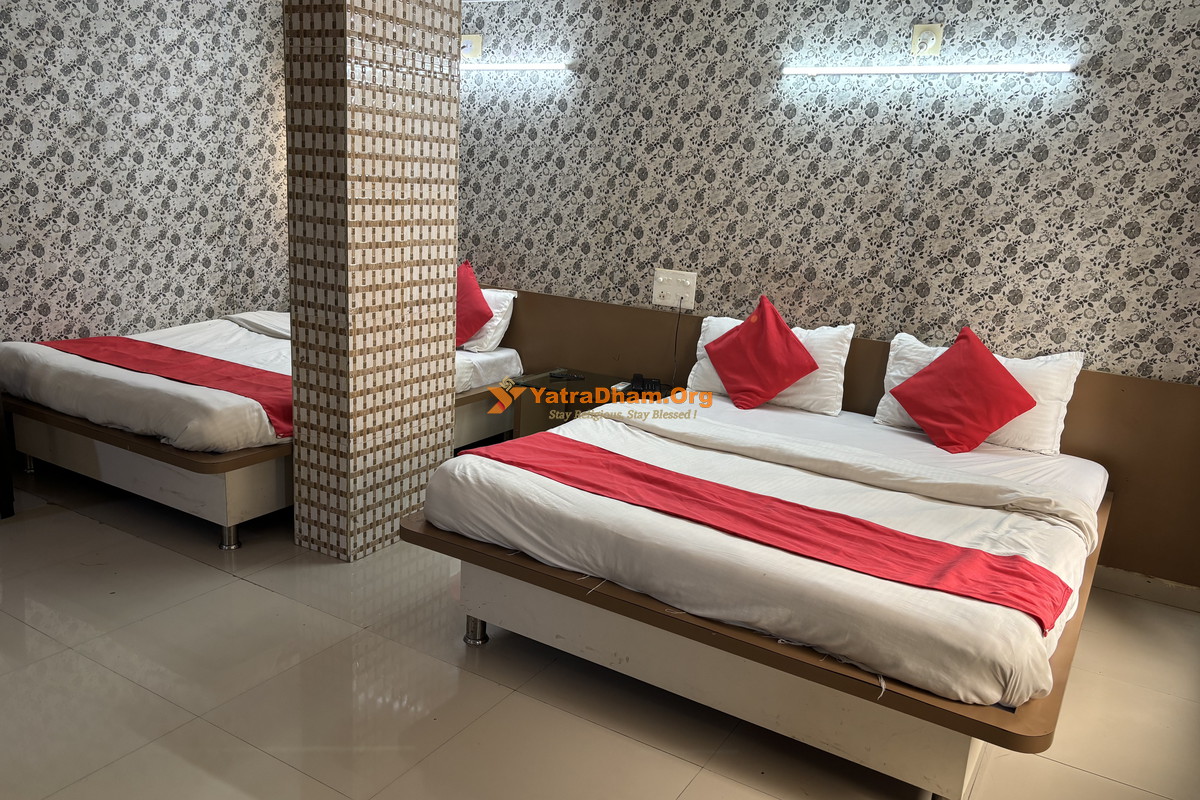 Hotel Raj Palace Dwarka 4 Bed Room View