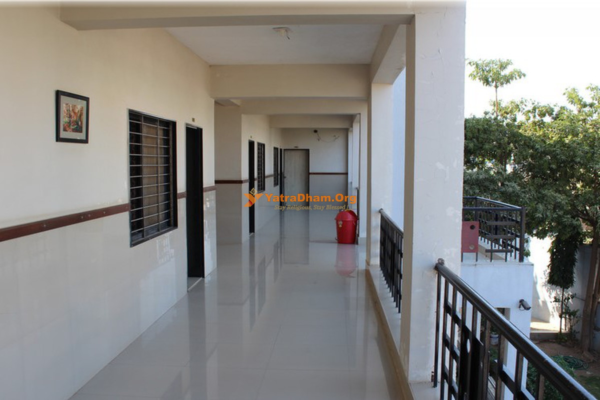 Parvati Pranam Ambaji Seating Area