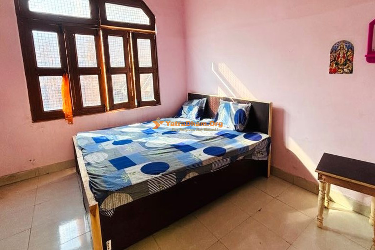 Shri Giriraj Ashram Dham Mathura 2 Bed Room View