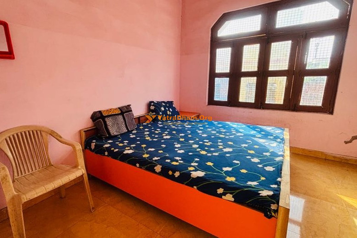 Shri Giriraj Ashram Dham Mathura 2 Bed Room View