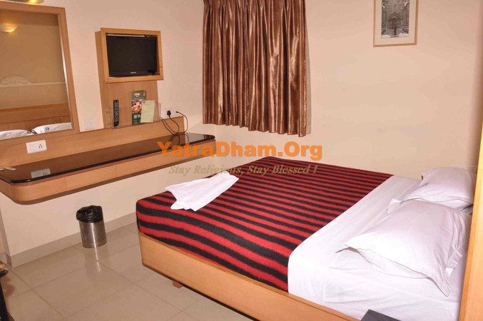 Hotel Iswariyaa Erode Room