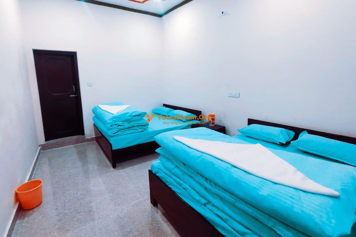 Hotel Kedar Darshan Guptkashi 4 Bed Room View