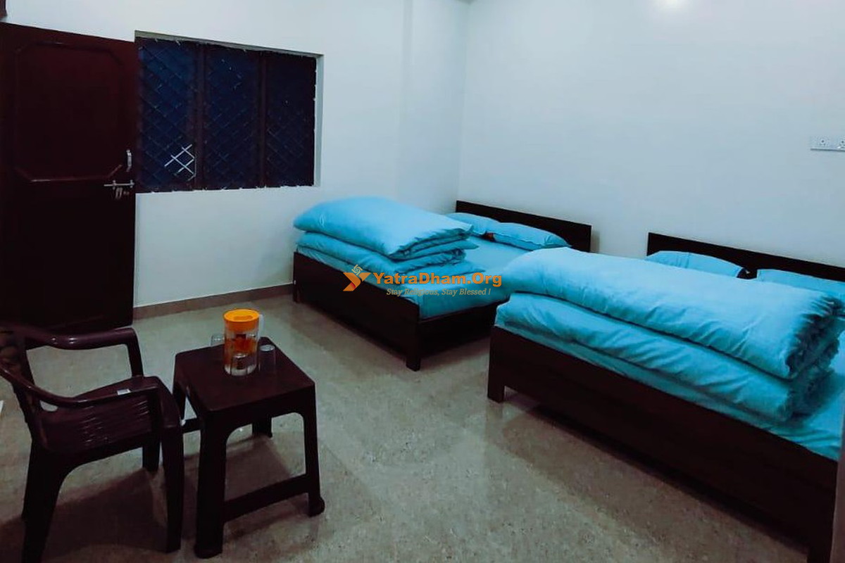 Hotel Kedar Darshan Guptkashi 4 Bed Room View