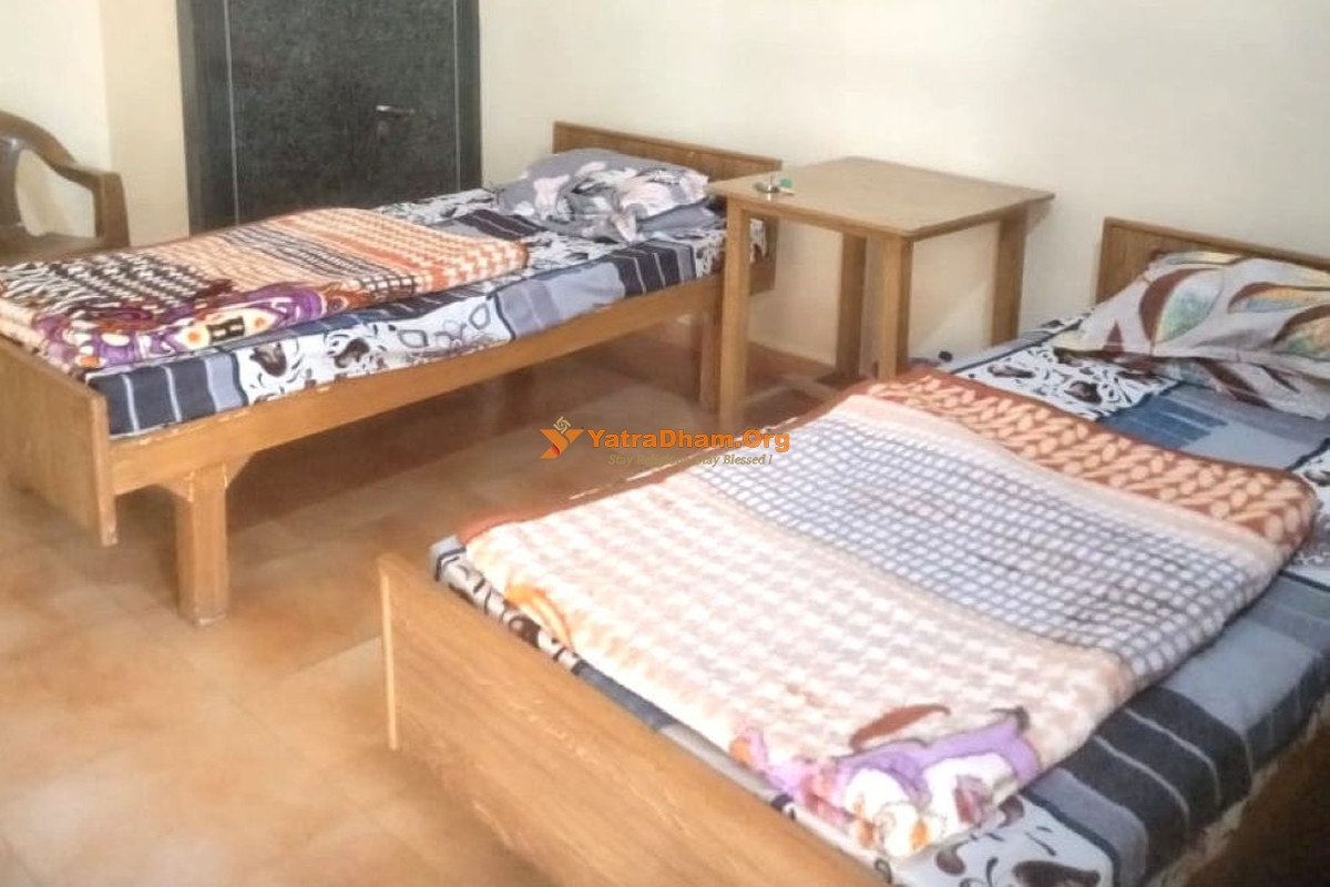 Yoga Niketan Trust Uttarkashi 2 Bed Room View