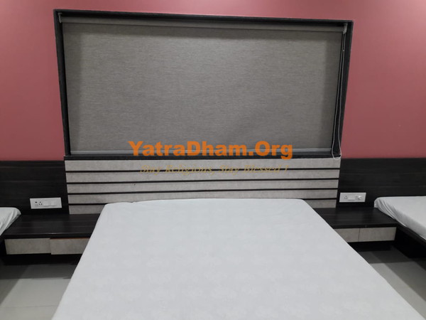 Maheshwari Bajaj Bhavan Seva Sadan Igatpuri Room