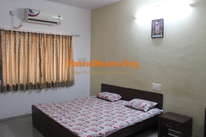 Khadayata Bhavan Nadiad 2 Bed AC Room