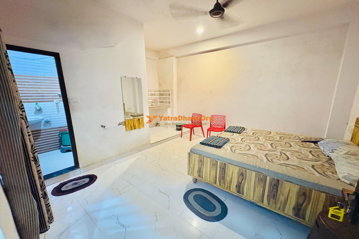 Barsana Maa Bhagwati Atithi Grah 2 Bed Room View