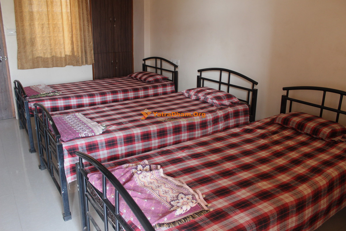 Laxman Baug Devasthan Pandharpur 3 Bed Room
