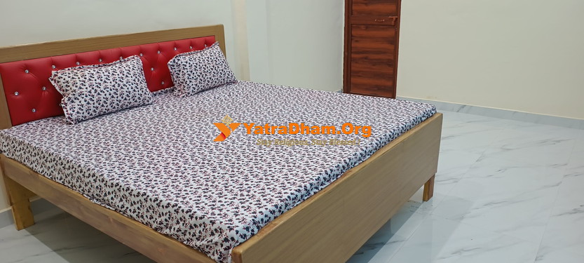 Ayodhya Shri Bhakti Ashram Room View 2