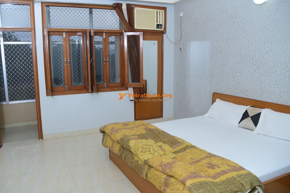 Hotel Sevakunj Govardhan 2 Bed Room View