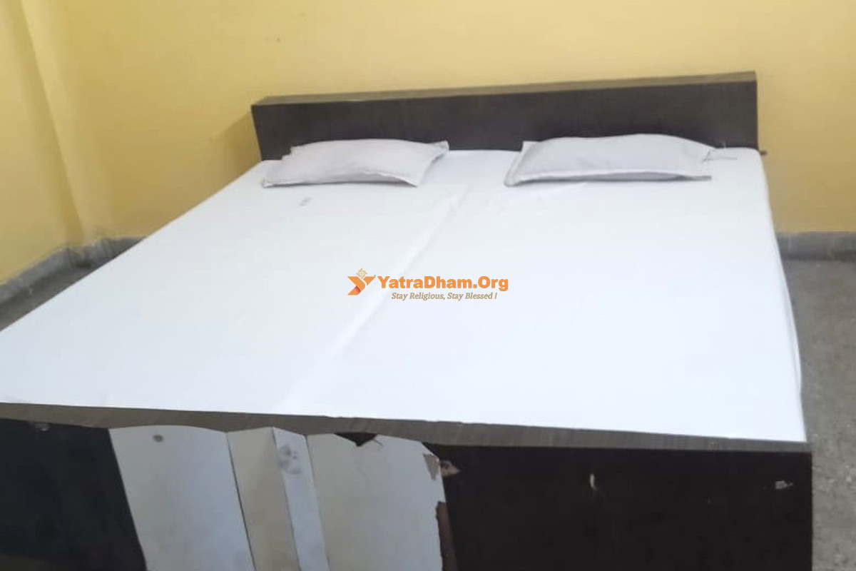 Bangur Bhawan Dharamshala Prayagraj 2 Bed Room