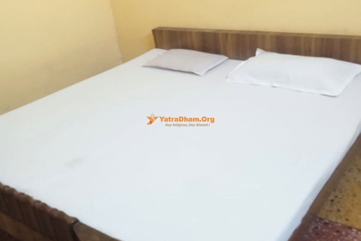 Bangur Bhawan Dharamshala Prayagraj 2 Bed Room