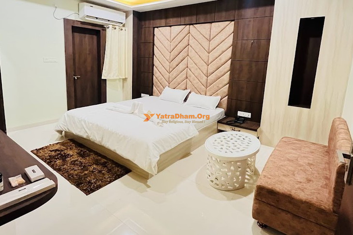 Damoh (Kundalpur) Hotel Luxury Inn 2 Bed Room View