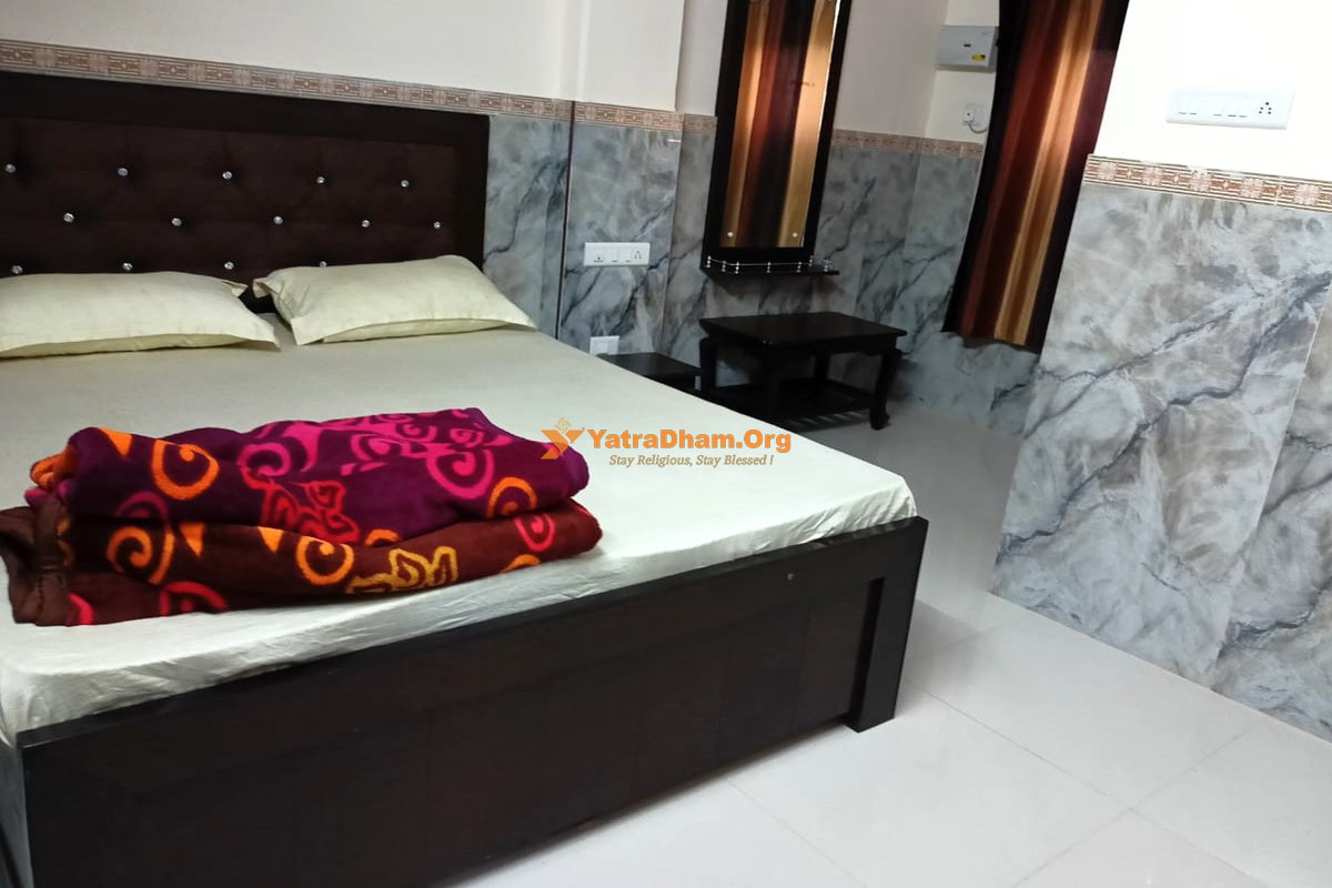 Banwaripur Shri Digamber Jaiswal Jain Dharamshala 2 Bed Room View