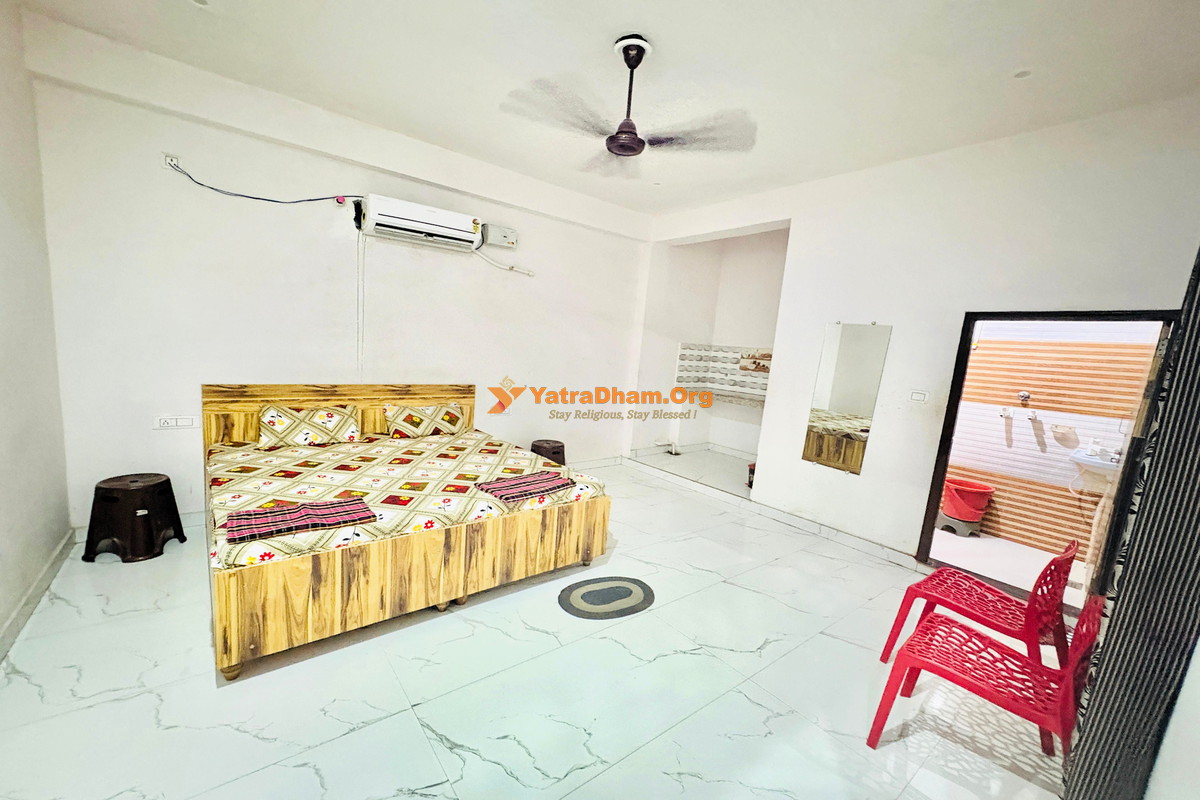 Barsana Maa Bhagwati Atithi Grah 2 Bed Room View