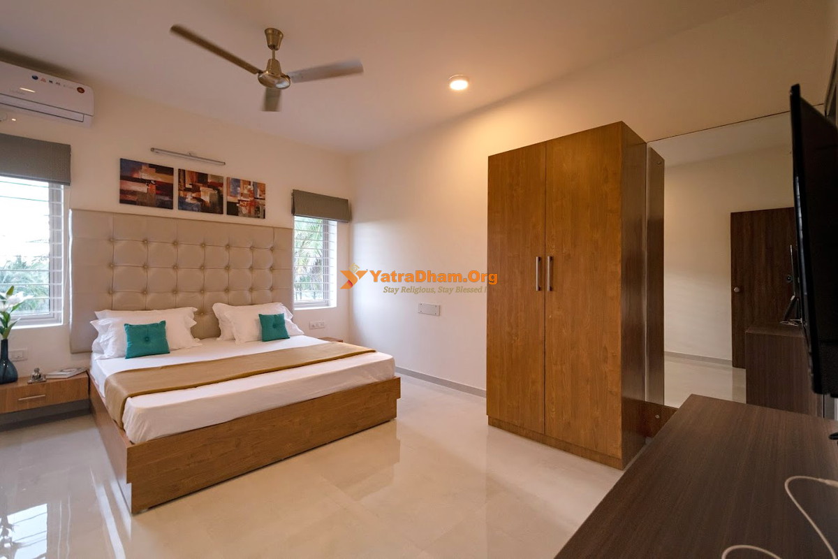 Bellur Cross (Nagamangala - Near Adichunchanagiri) Hotel JM Residency 2 Bed Room View