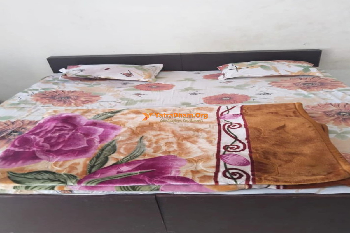 Upadhyay Yatri Niwas Kaila Devi Room View
