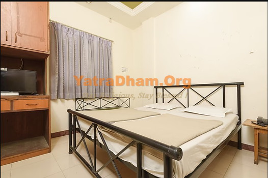Hotel Pushpak Regency Aurangabad Room