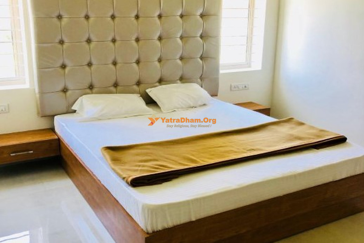 Bellur Cross (Nagamangala - Near Adichunchanagiri) Hotel JM Residency 2 Bed Room View