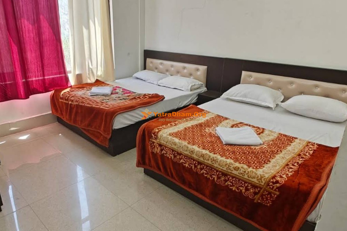 Hotel Devbhoomi Uttarkashi 4 Bed Room View