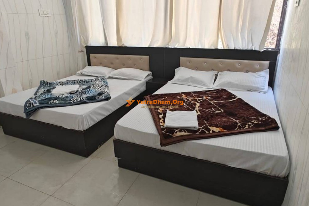 Hotel Devbhoomi Uttarkashi 4 Bed Room View