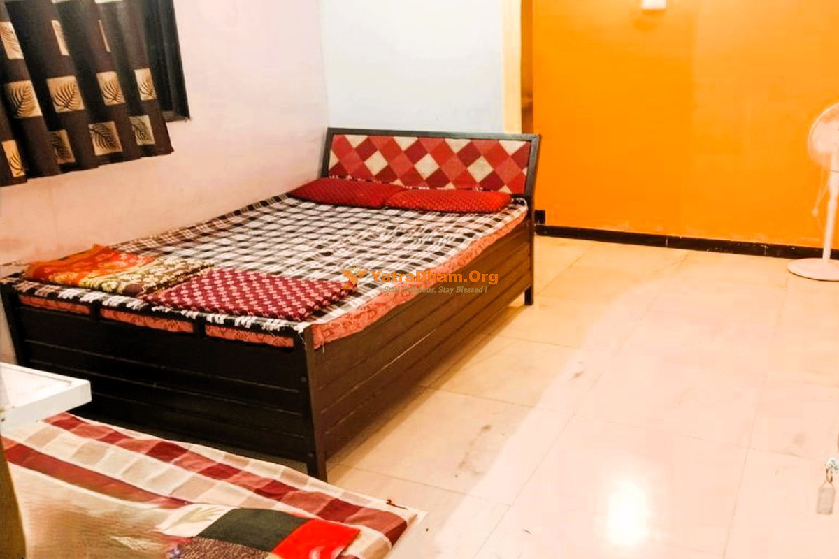 Shri Ganesh Bhaktnivas Siddhatek 2 Bed Room