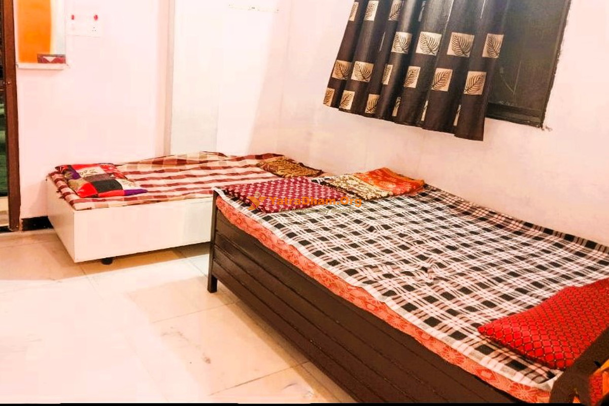 Shri Ganesh Bhaktnivas Siddhatek 2 Bed Room