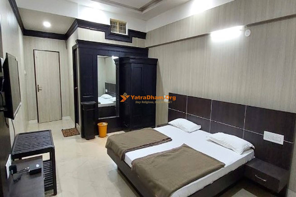 Harihar Sri Siddeshwara Deluxe Lodge 2 Bed Room