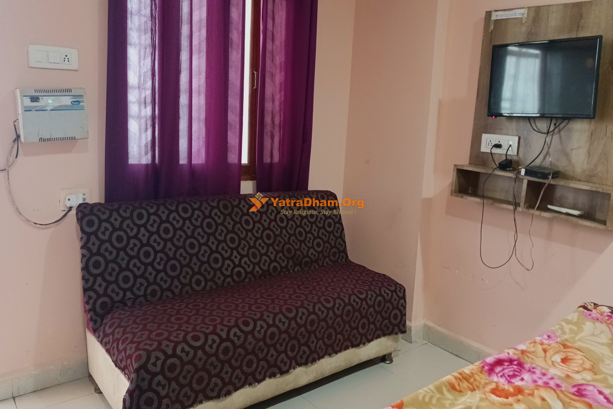 Chitrakoot Shivhare Palace 2 Bed Room View