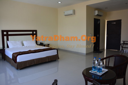 Balaji Srijan Seva Sadan Salasar 2 Bed Ac Deluxe Room