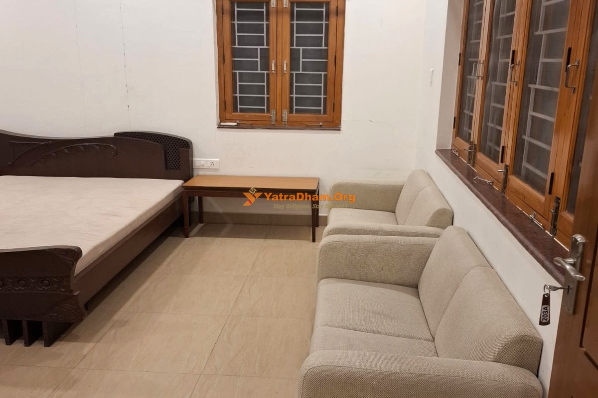 Srirangam Bangur Dharamshala (Near Temple) 2 Bed Room View