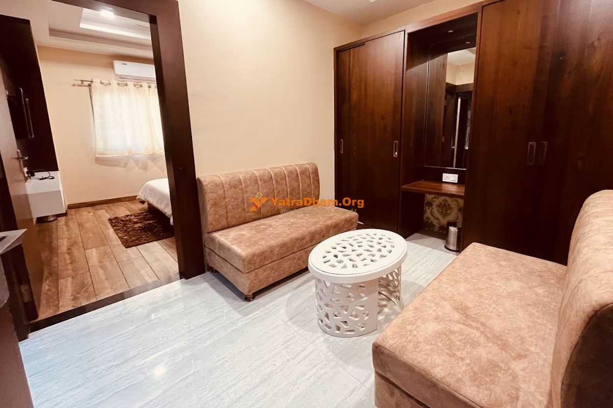 Damoh (Kundalpur) Hotel Luxury Inn 2 Bed Room View