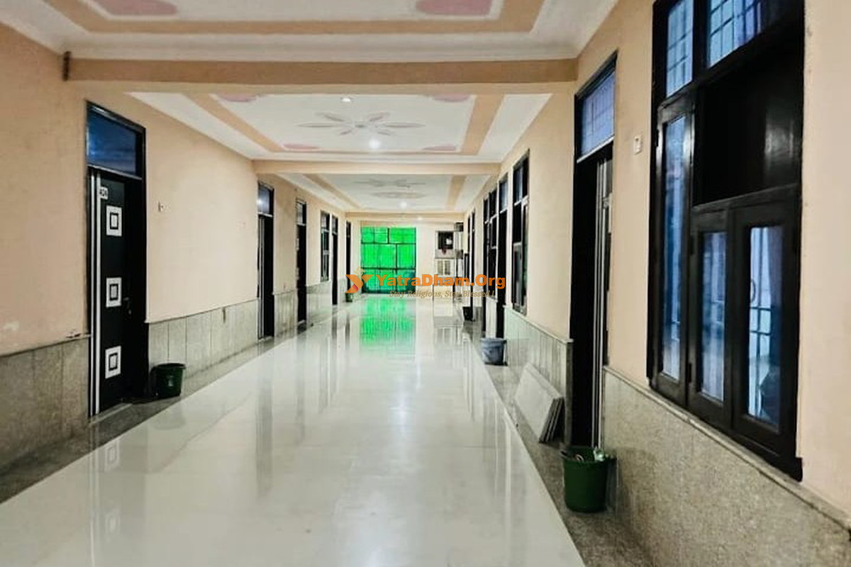 Tikaram Dharamshala (Delhi Wale) Khatu Lobby