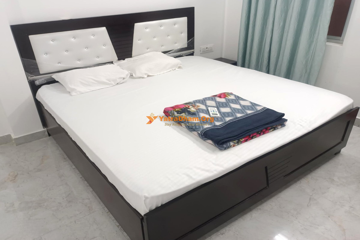 Sumitra Nandan Homestay Ayodhya 2 Bed Room