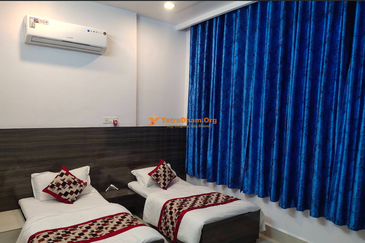 Hotel Gill Tower Hanumangarh Room