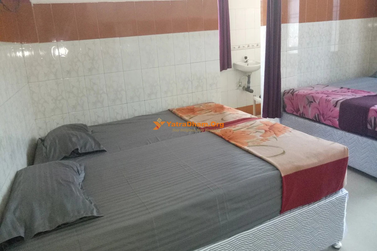 Hotel Royal Deluxe Lodge Badami Room