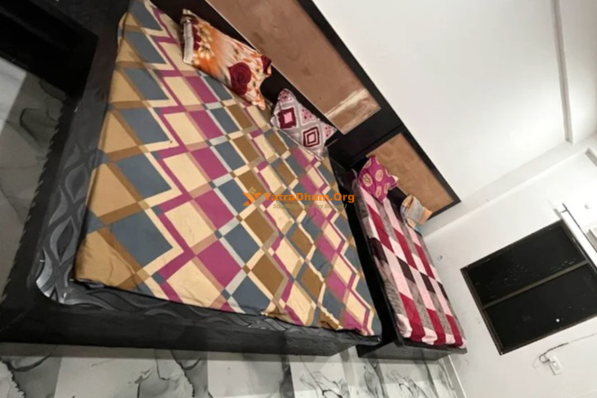 Shri Jagannath Dham Chitrakoot Room