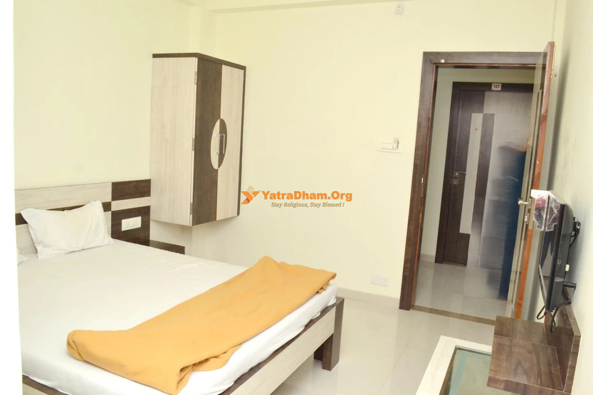 Shiv Sai Lodge Ambajogai Room View 