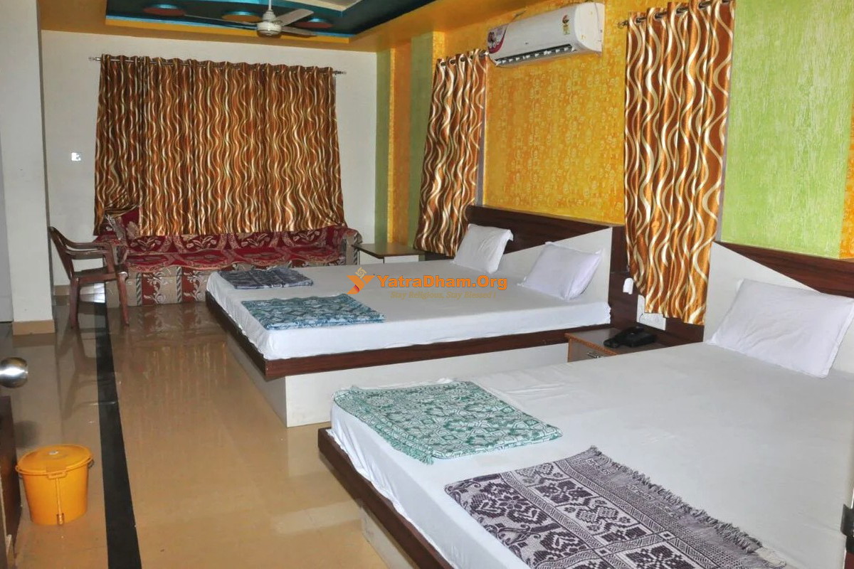 Hotel Ashutosh Nathdwara 4 Bed Room
