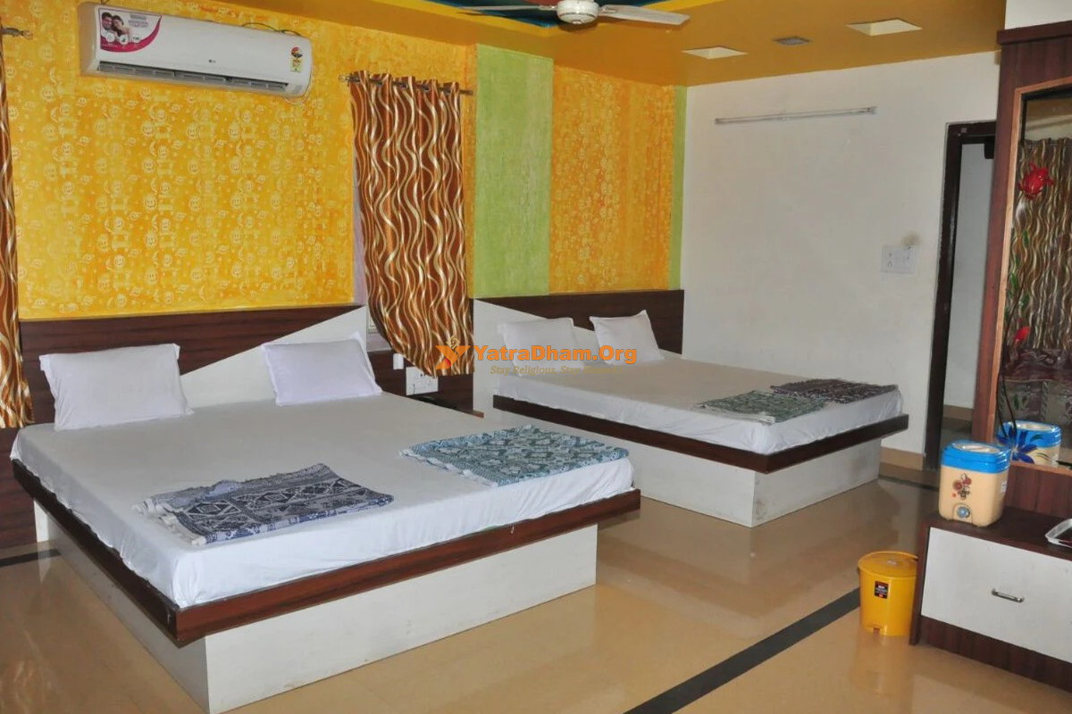 Hotel Ashutosh Nathdwara 4 Bed Room