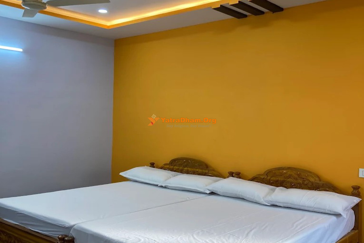 Narahari Guest House  Ahobilam Room