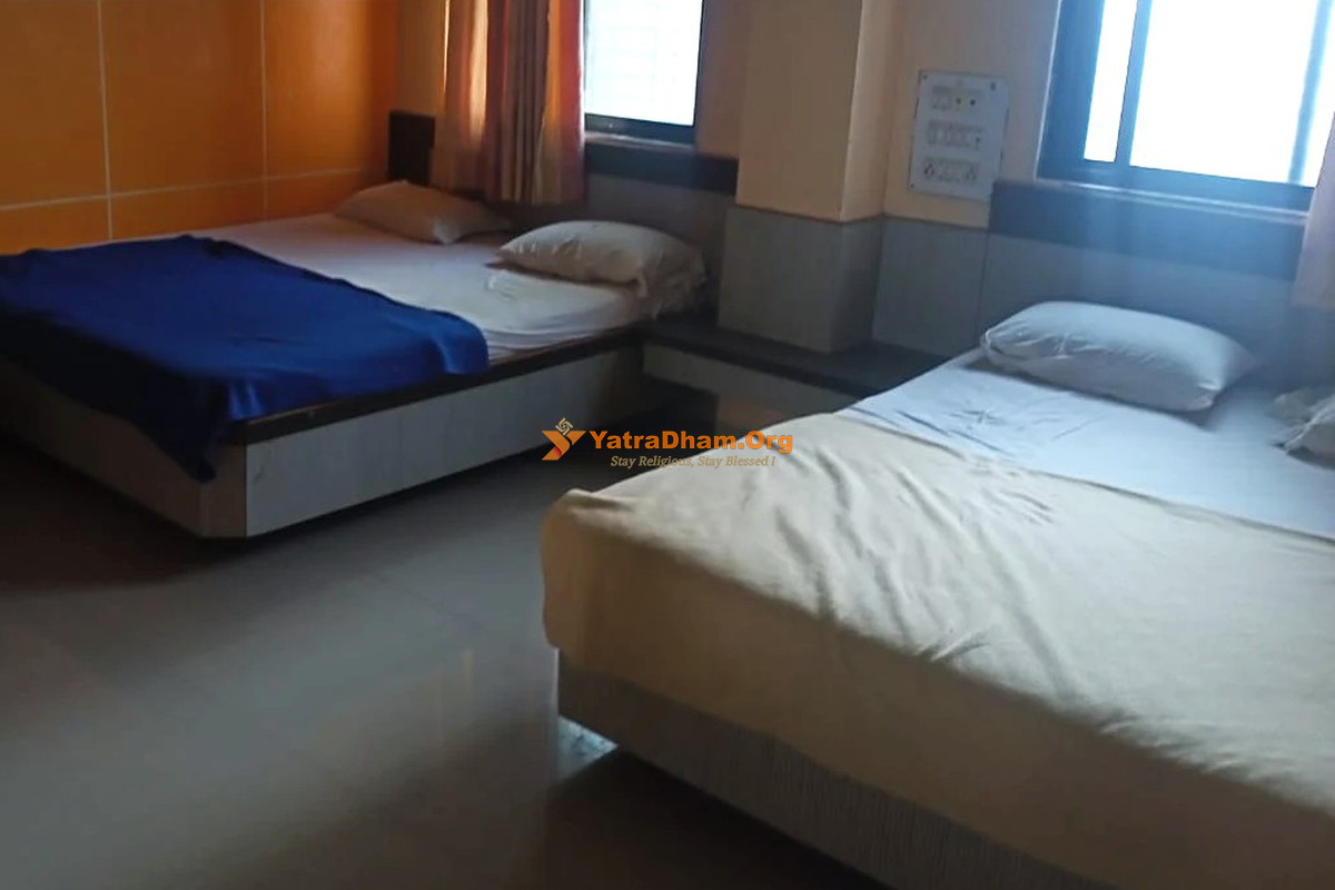 Vishwakarma Bhakta Niwas Shirdi Room View