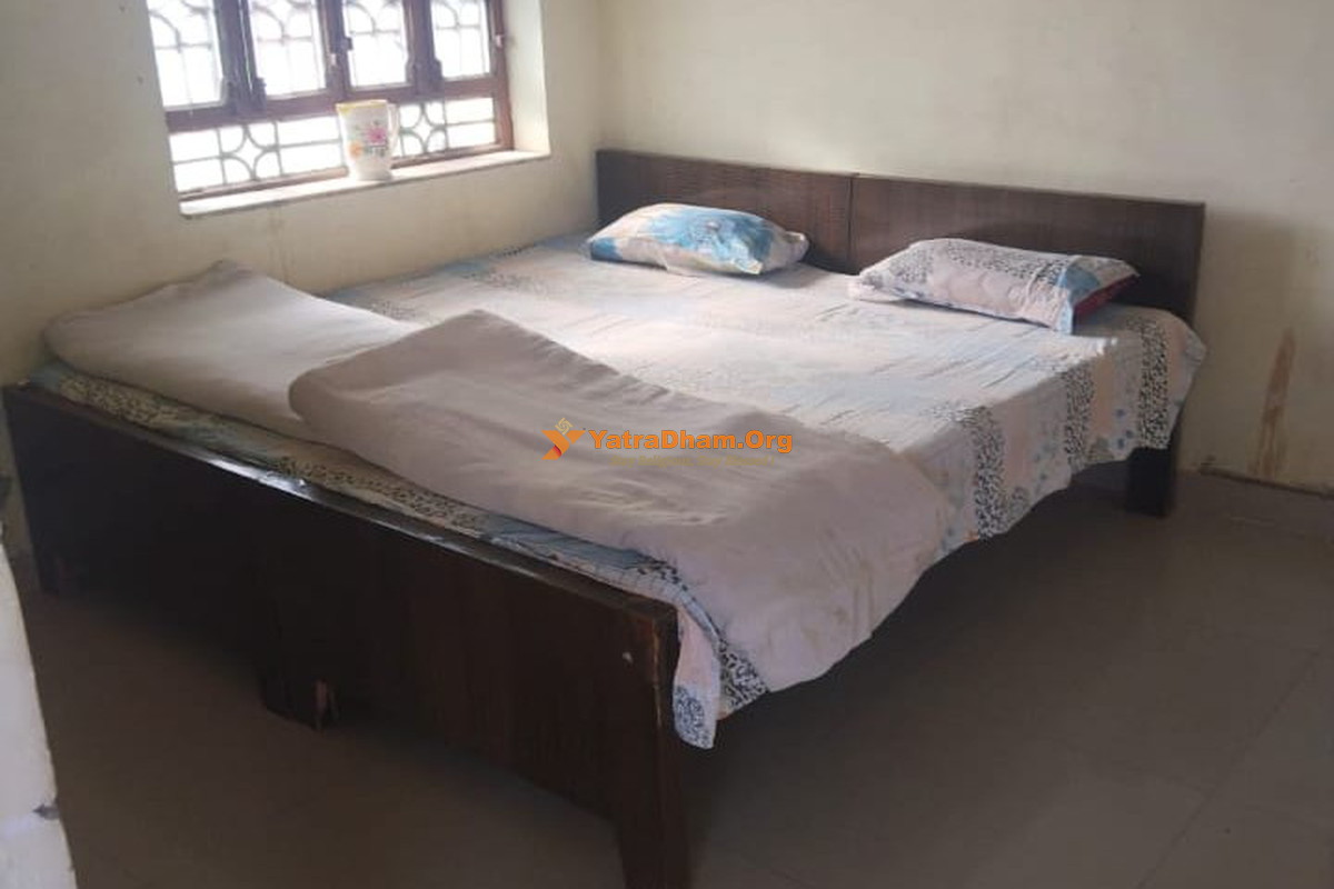 Upadhyay Yatri Niwas Kaila Devi Room View