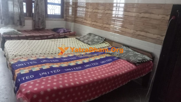 Shri Bajrang Dham Haridwar Room