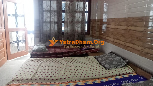 Shri Bajrang Dham Haridwar Room