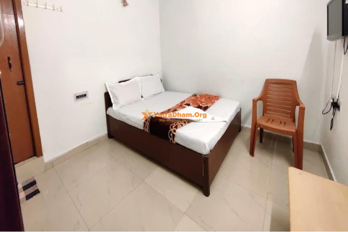 Hotel S.V. Palace Kodaikanal 2 Bed Room