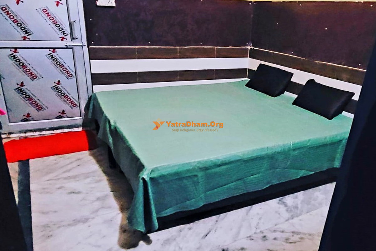 Vyas Ji Atithi Bhavan Barsana 2 Bed Room