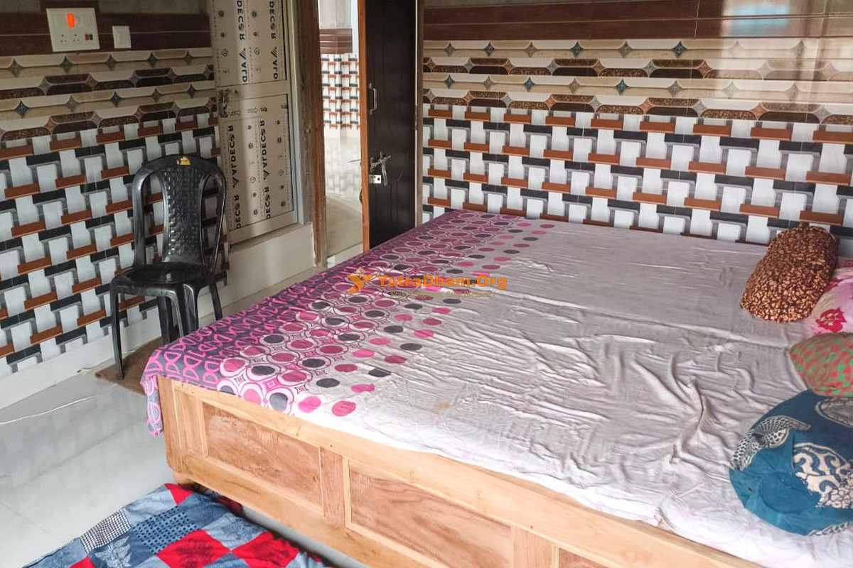 Siliguri Ashram Sona Chand Mathpati Deoghar Room
