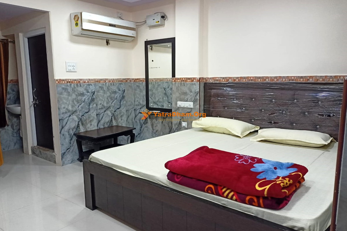 Banwaripur Shri Digamber Jaiswal Jain Dharamshala 2 Bed Room View