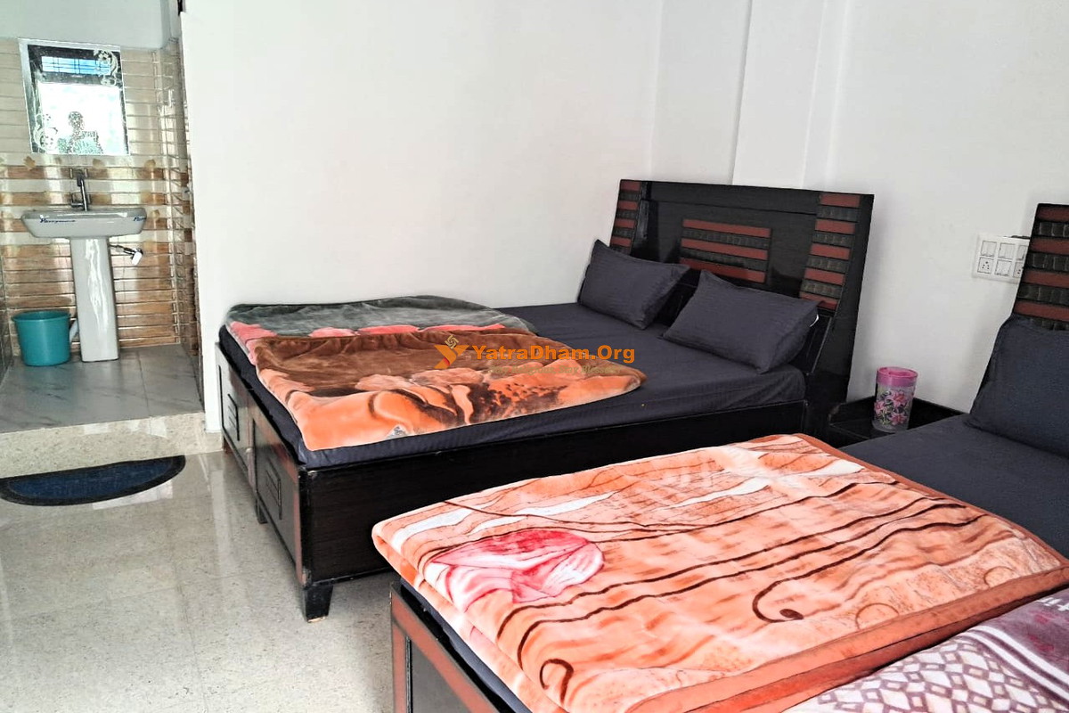 Hotel New Shiv Shakti Rampur Kedarnath Road 4 Bed Room View
